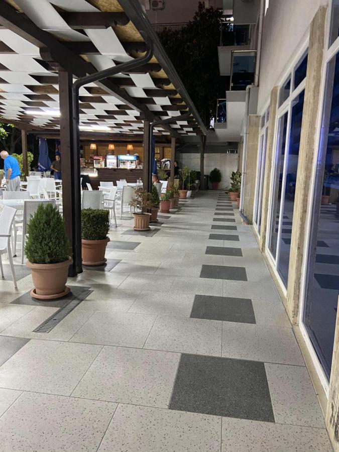 Center Park Velipojë