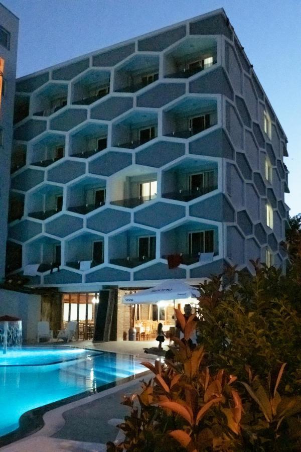 Hotel Center Park Velipojë