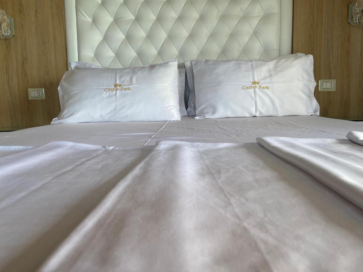 Center Park Hotel